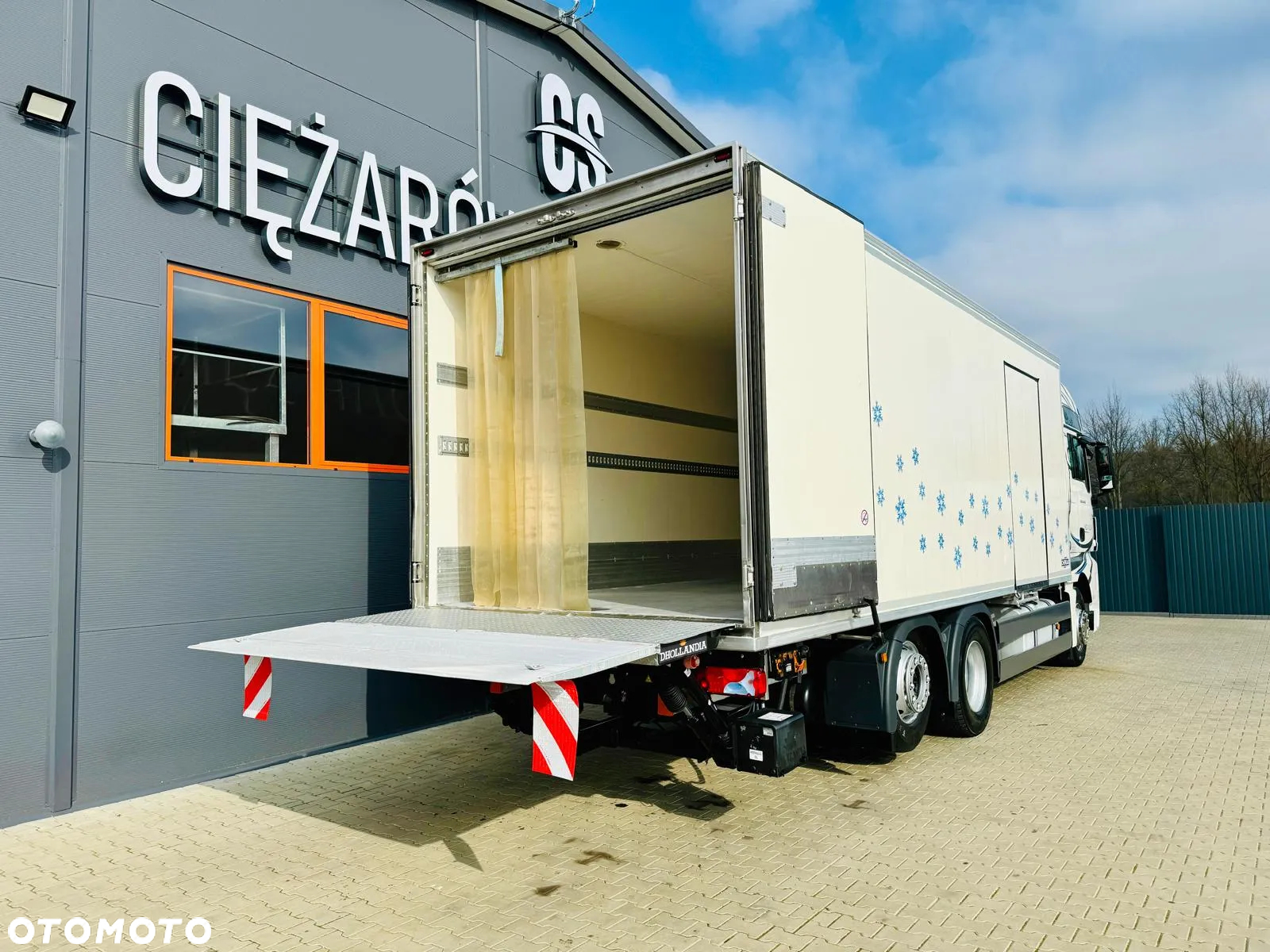 MAN TGX 26.440 // chłodnia // E5 // 6x2 // kabina XXL // winda DHOLLANDIA - 11