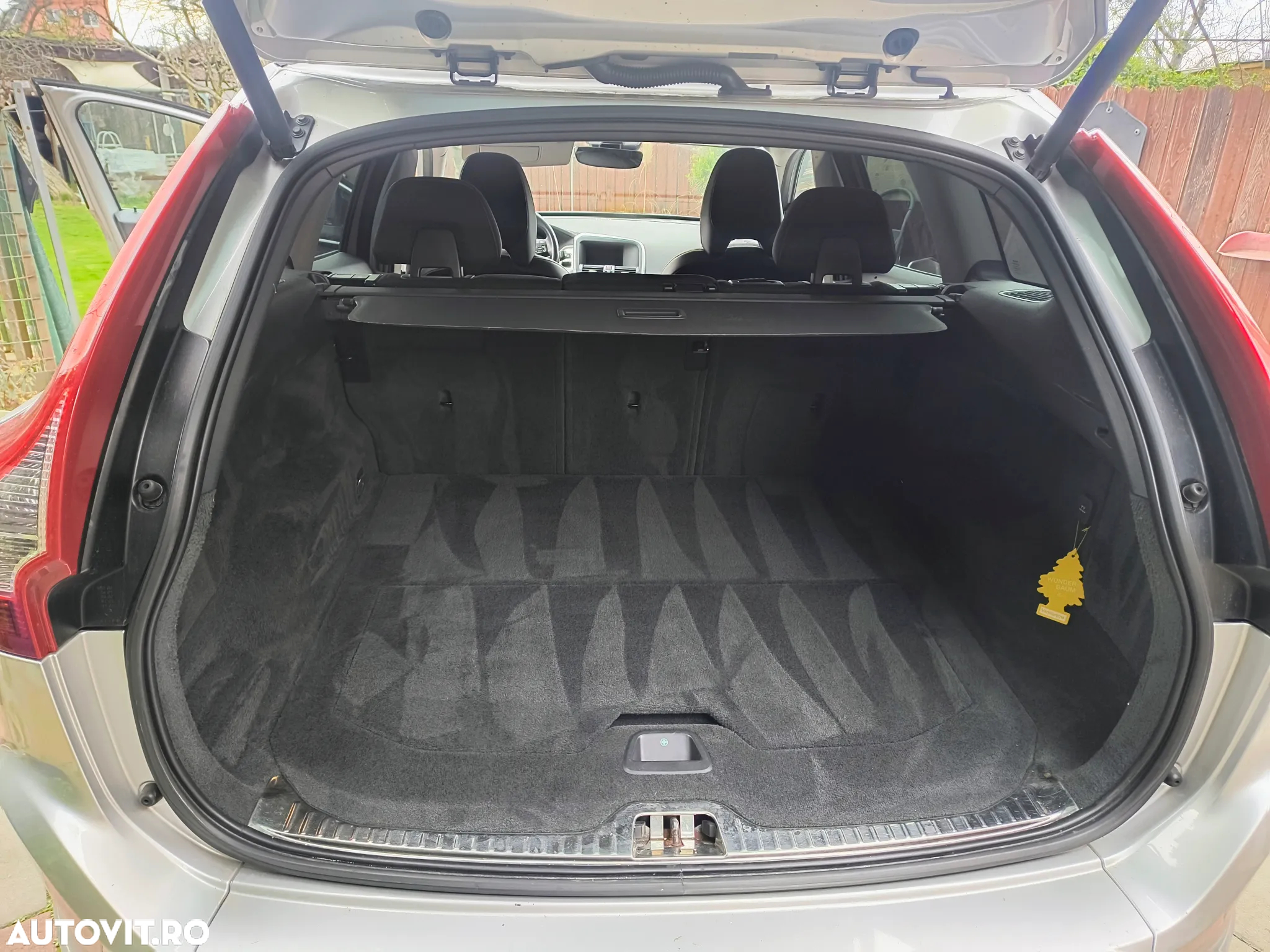Volvo XC 60 D4 Geartronic Ocean Race - 12