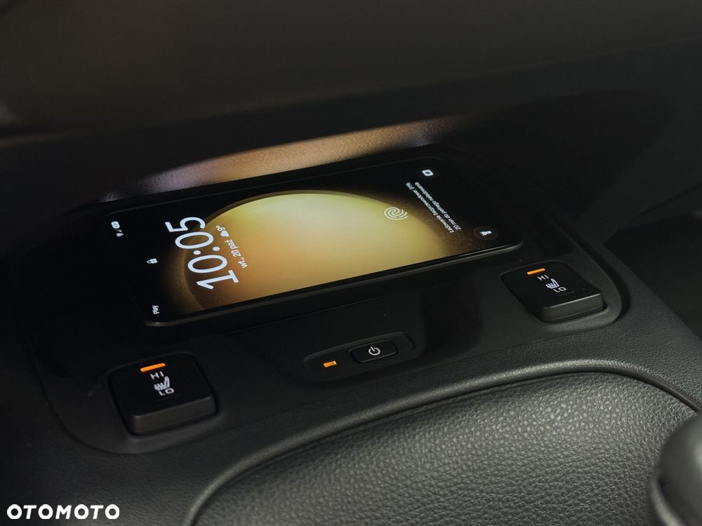 Toyota Corolla 1.8 Hybrid Comfort - 29