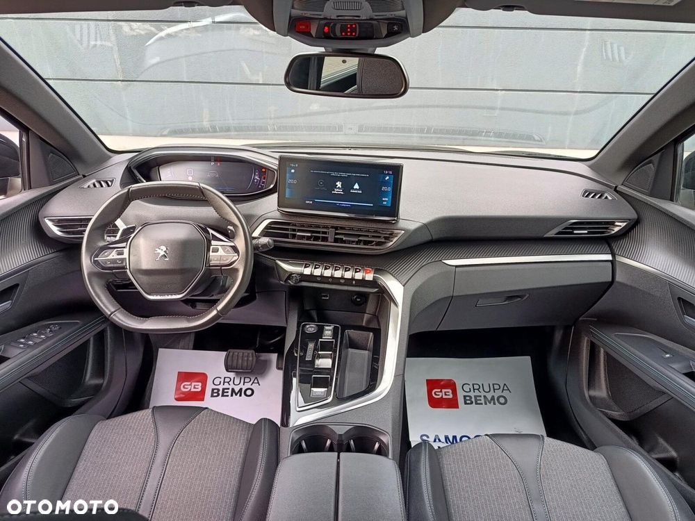 Peugeot 5008 1.5 BlueHDi Allure S&S EAT8 - 17