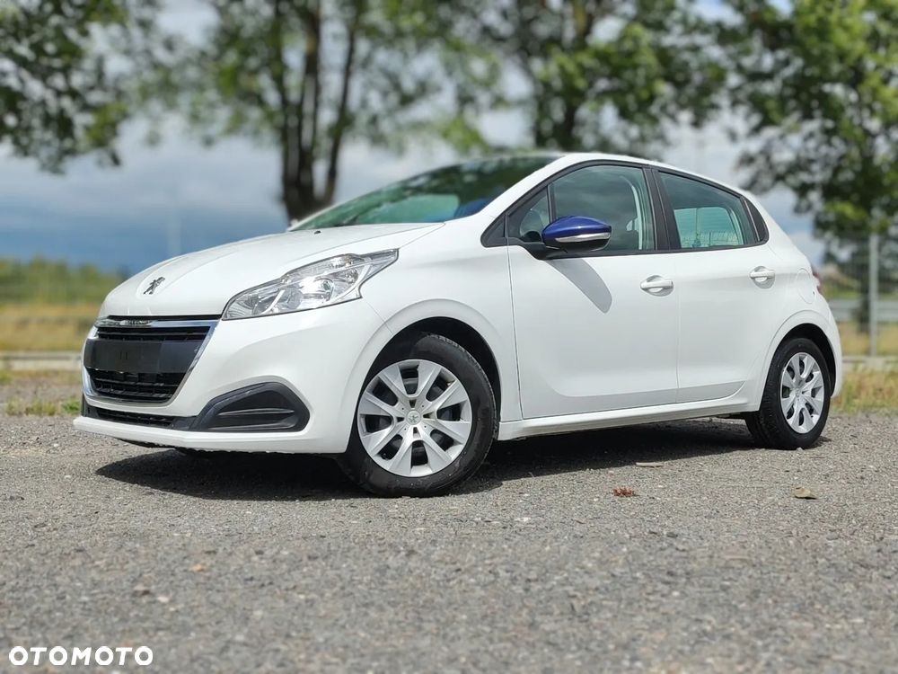 Peugeot 208 - 3