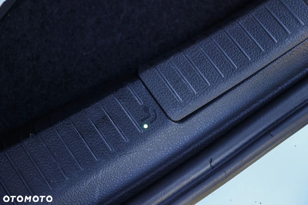 Volkswagen Golf GTD BlueMotion Technology DSG - 32