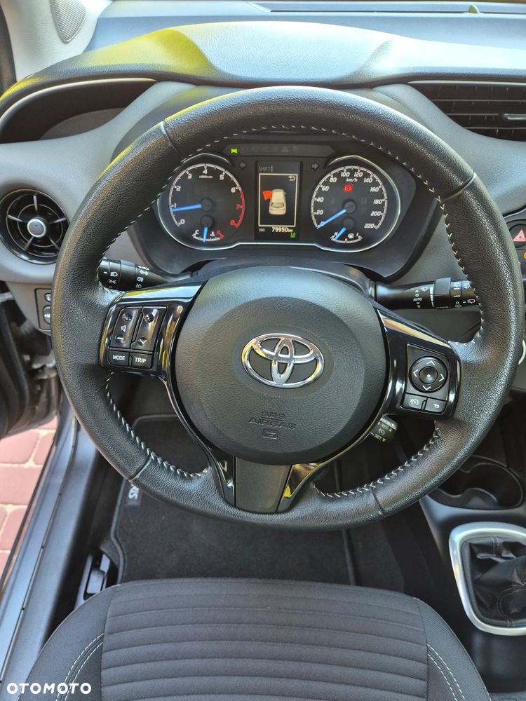 Toyota Yaris 1.0 Active - 14