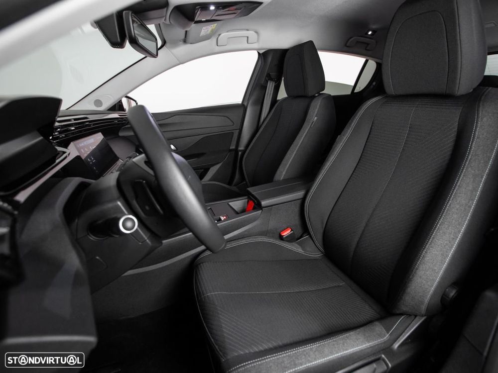 Peugeot 308 PureTech 130 EAT8 Active Pack - 8
