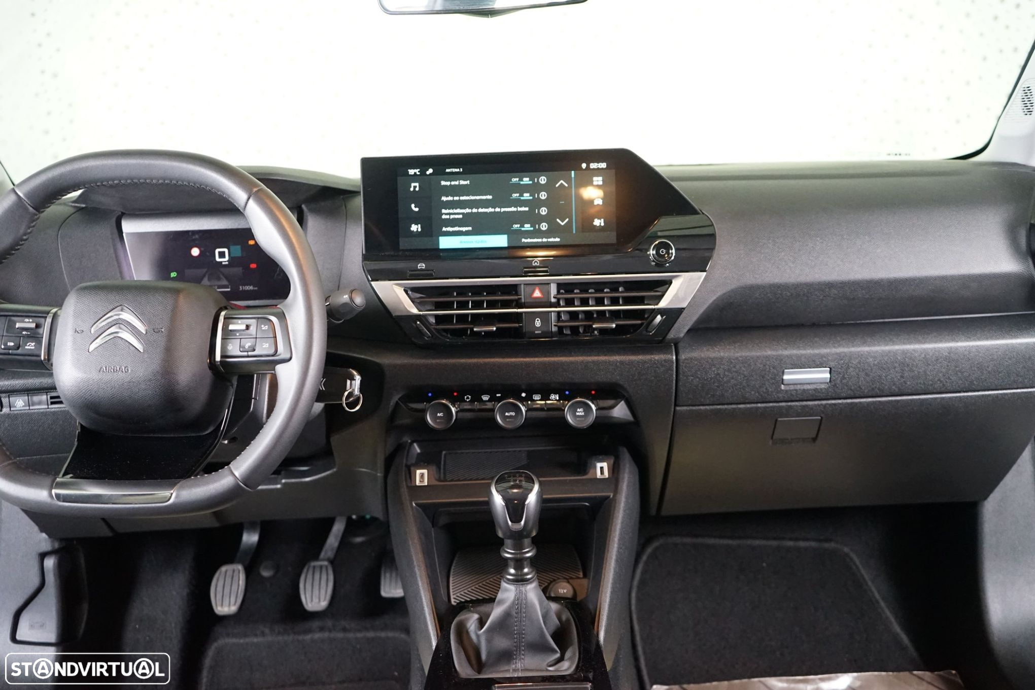 Citroën C4 1.2 PureTech Shine - 29