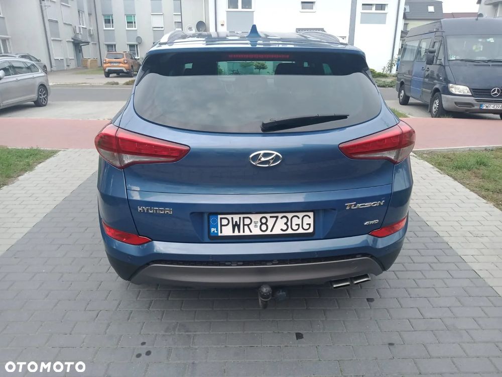 Hyundai Tucson 2.0 CRDi 4WD Advantage - 28