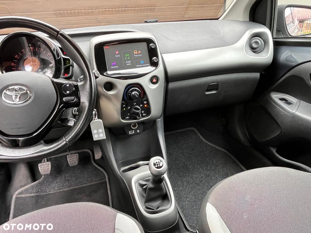 Toyota Aygo - 10