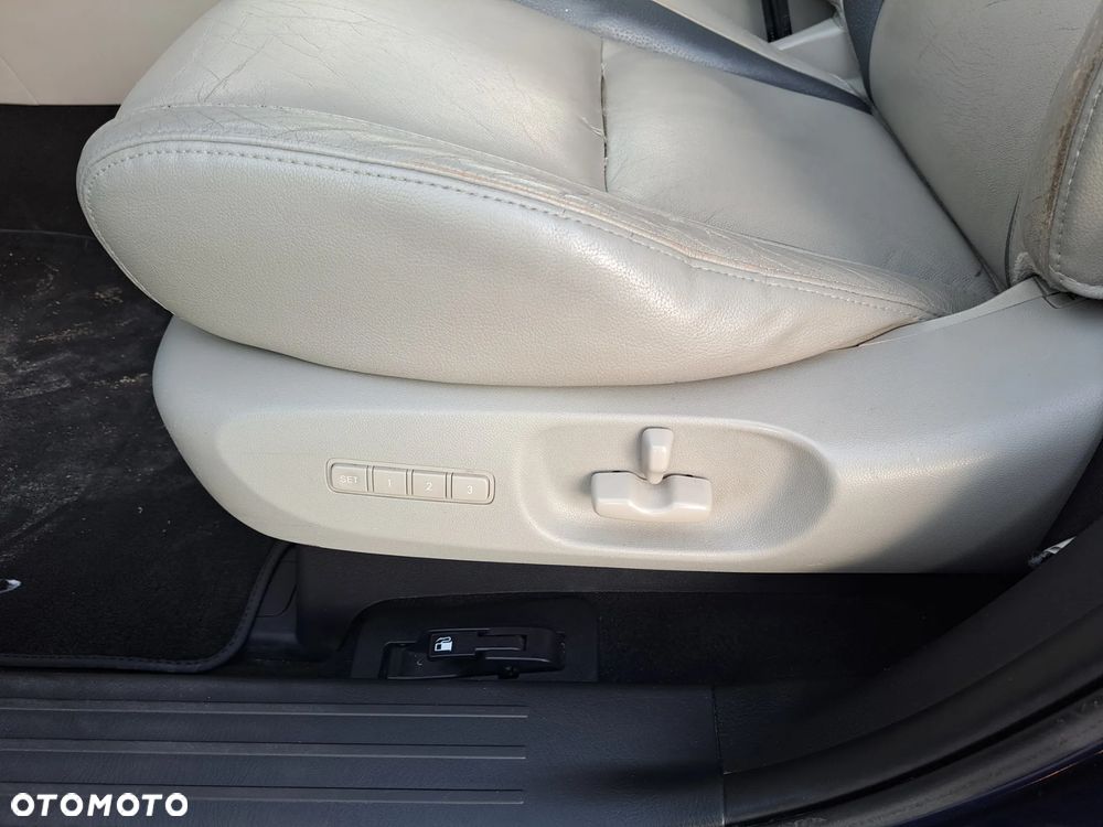 Mazda CX-9 3.7 V6 - 15