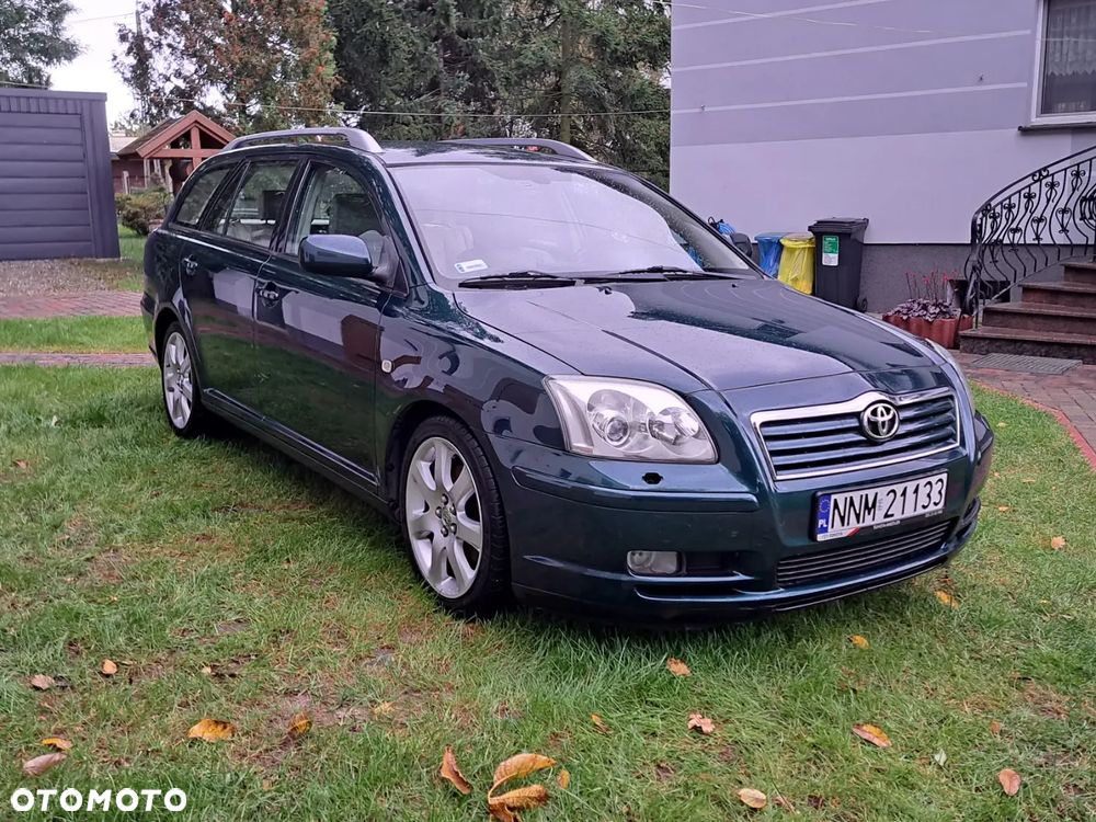 Toyota Avensis 2.0 VVT-i Combi Executive - 4