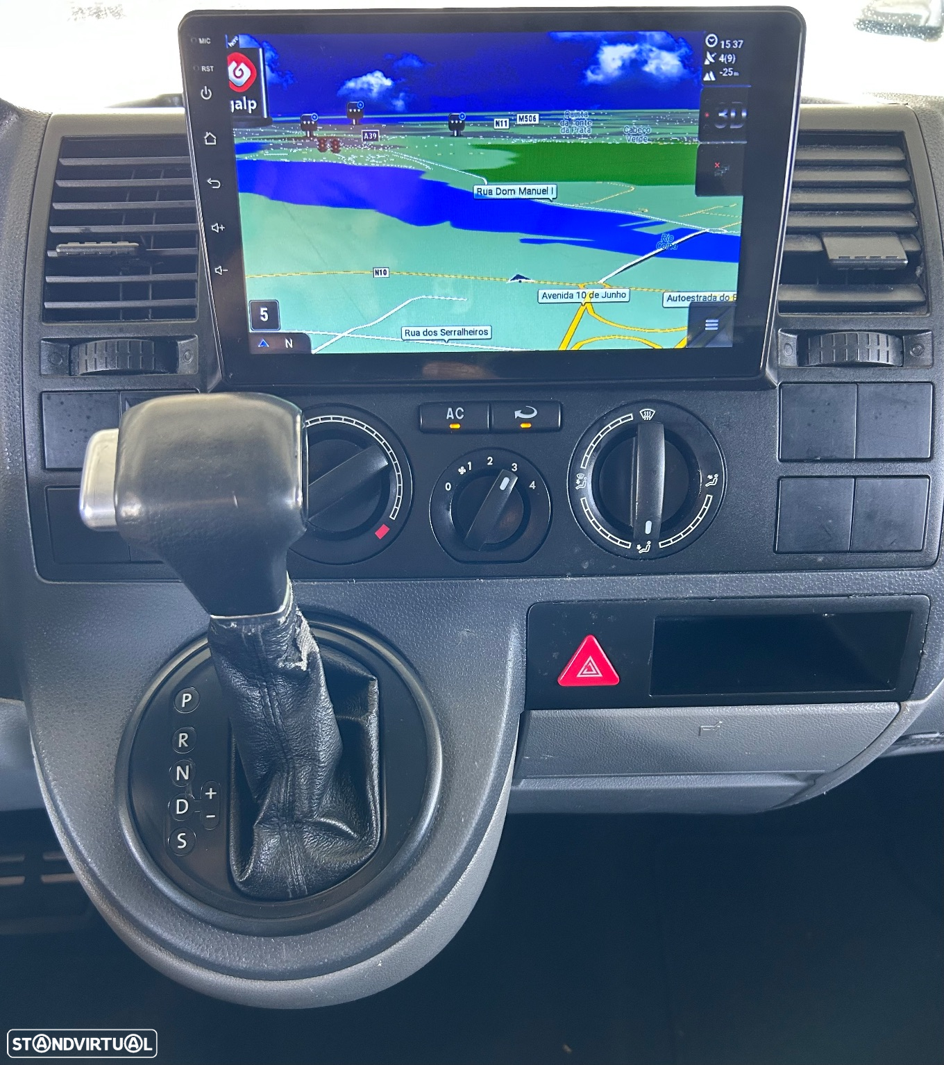 VW Transporter 2.5 TDi - 8