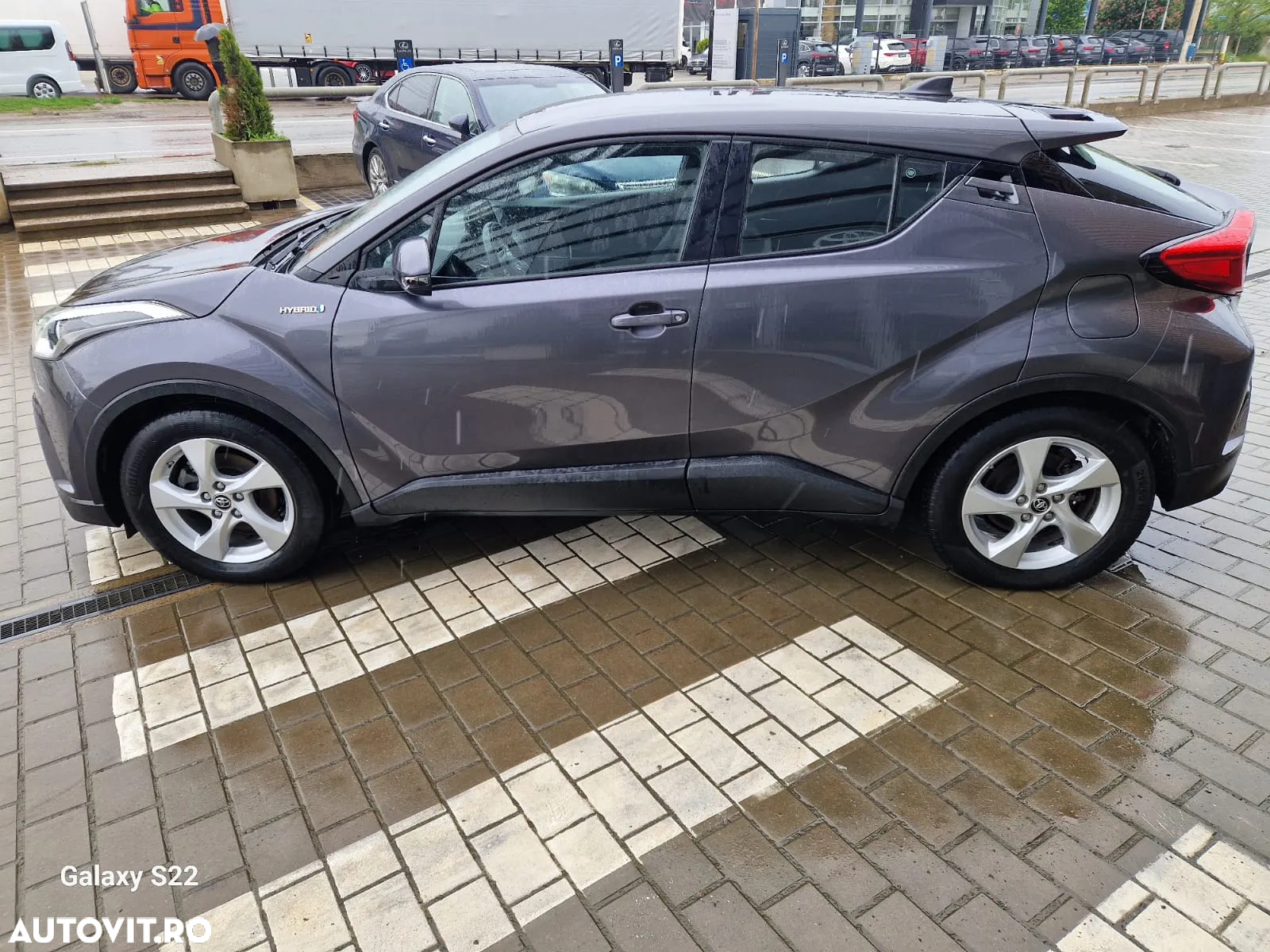 Toyota C-HR 1.8 HSD 4x2 CVT C-enter - 8