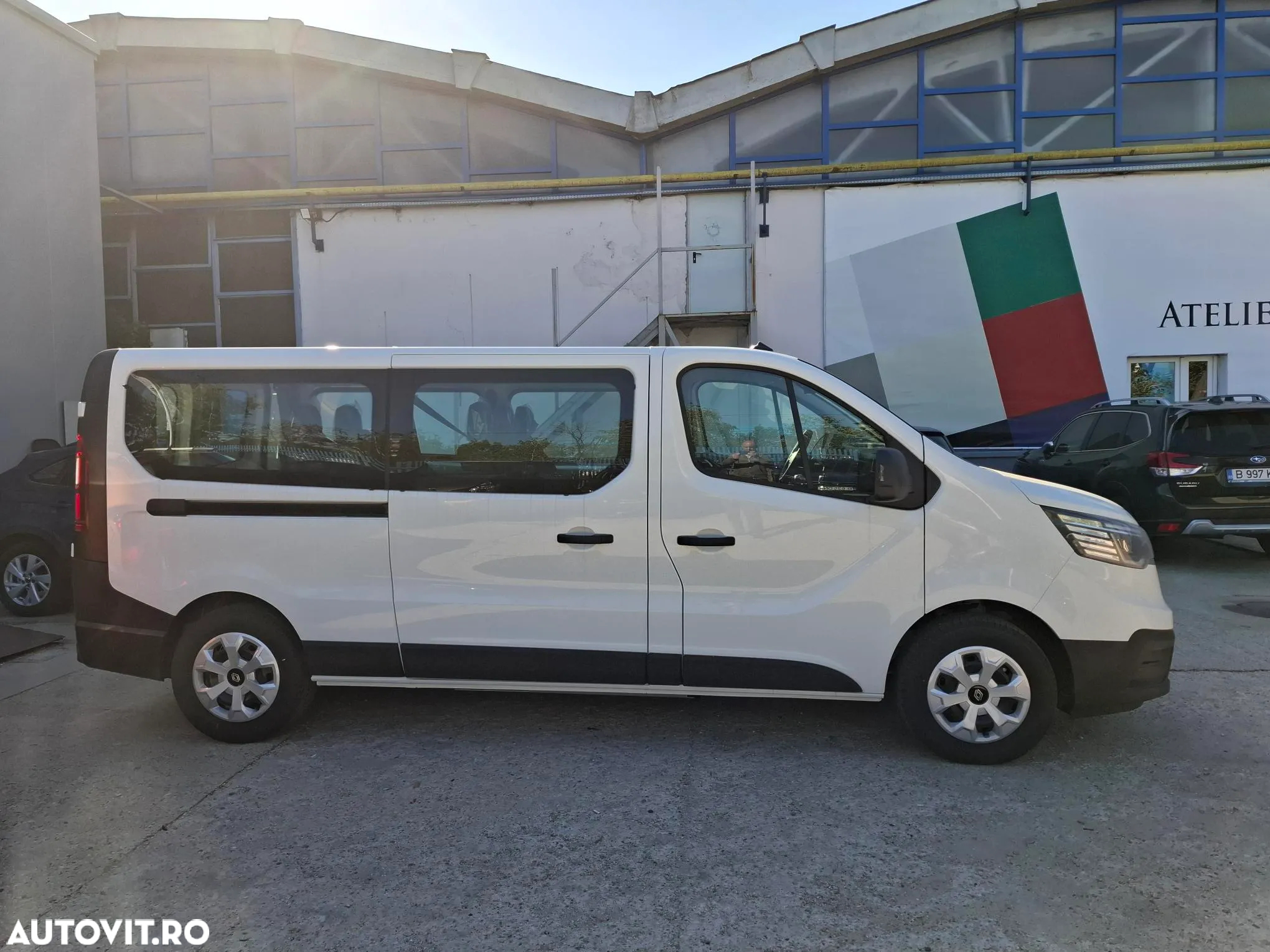 Renault Trafic Combi 2.0 Blue dCi 110 S&S L2 8+1 Life - 25