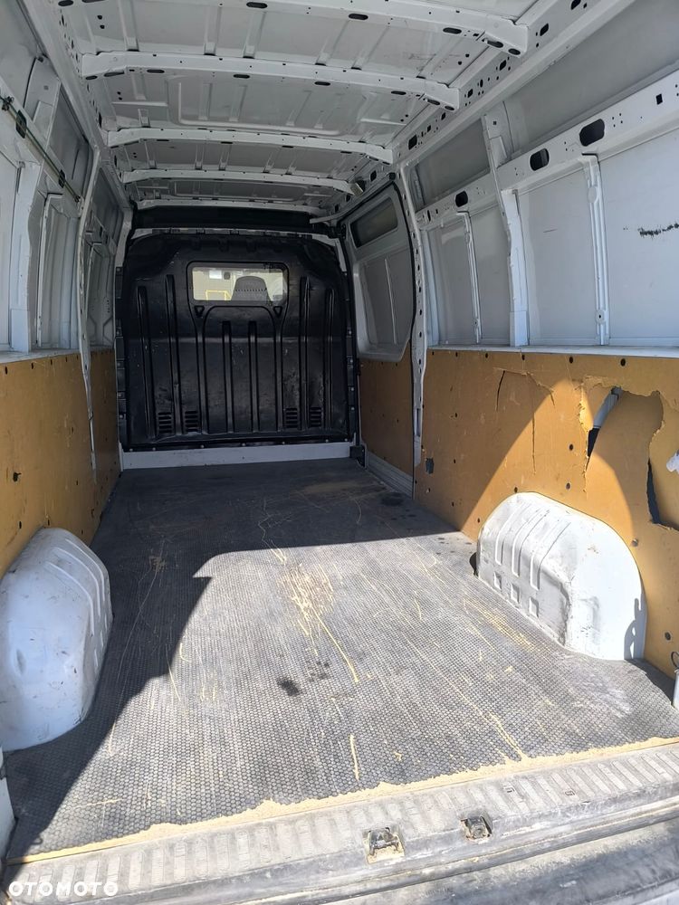 Renault Master 2.3 dCi 125 KM - 8