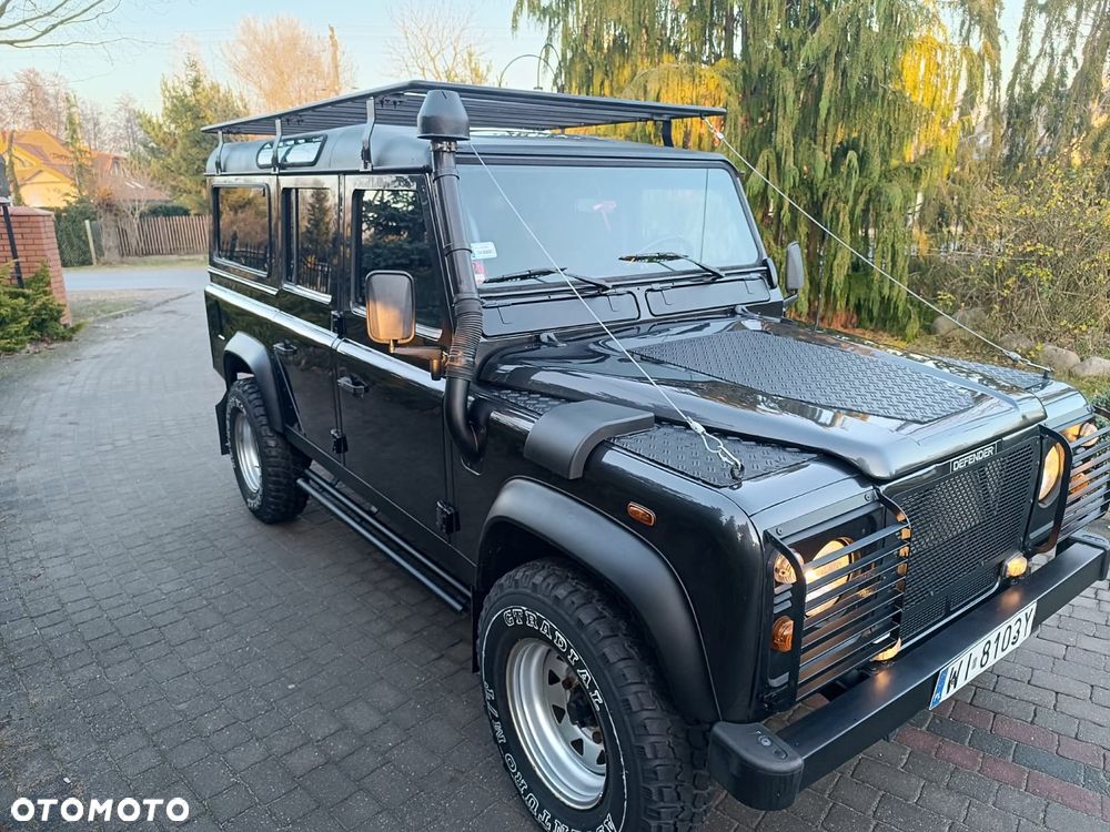 Land Rover Defender - 2