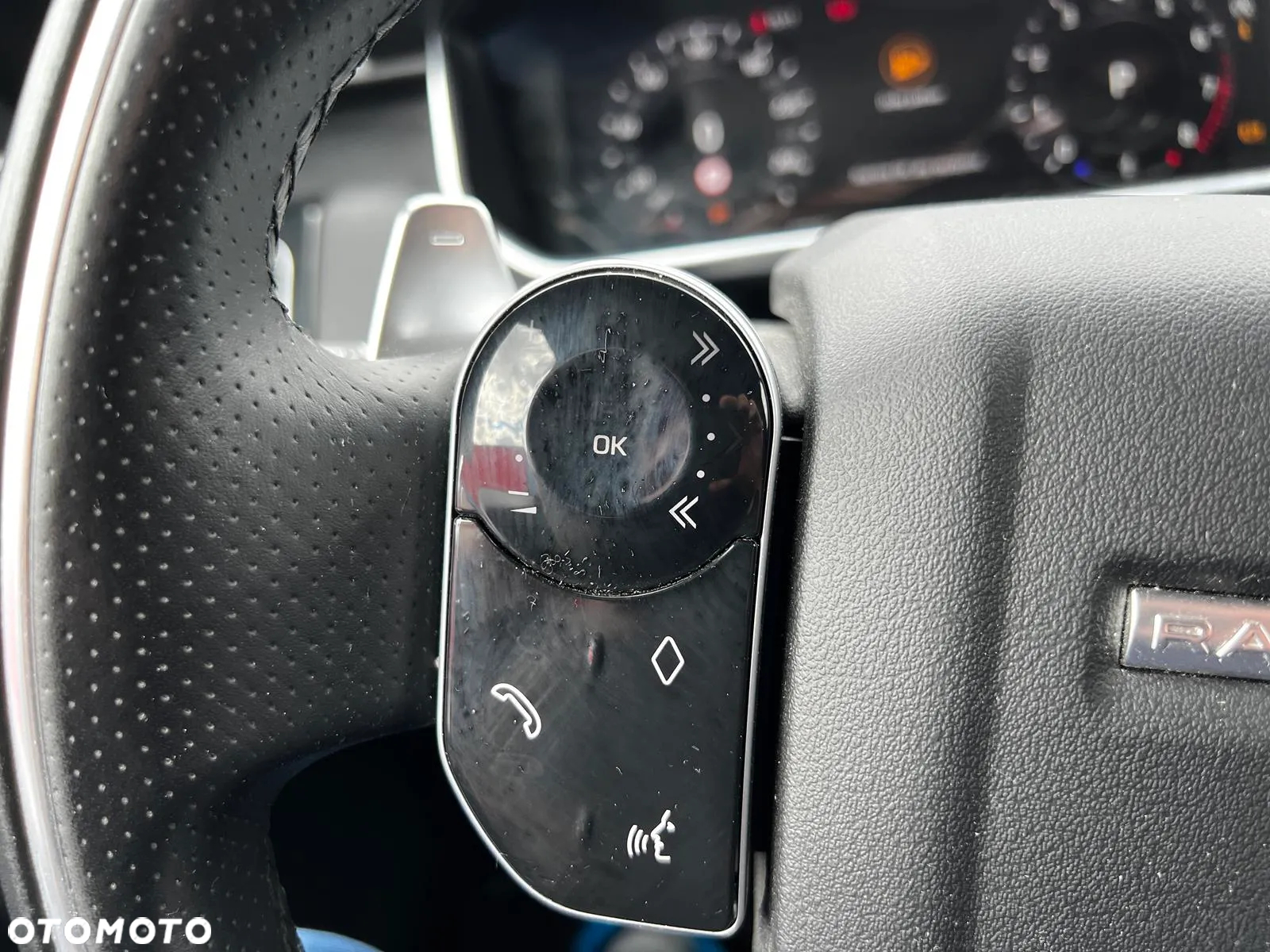 Land Rover Range Rover Sport S 5.0 V8 S/C HSE Dynamic Stealth - 14