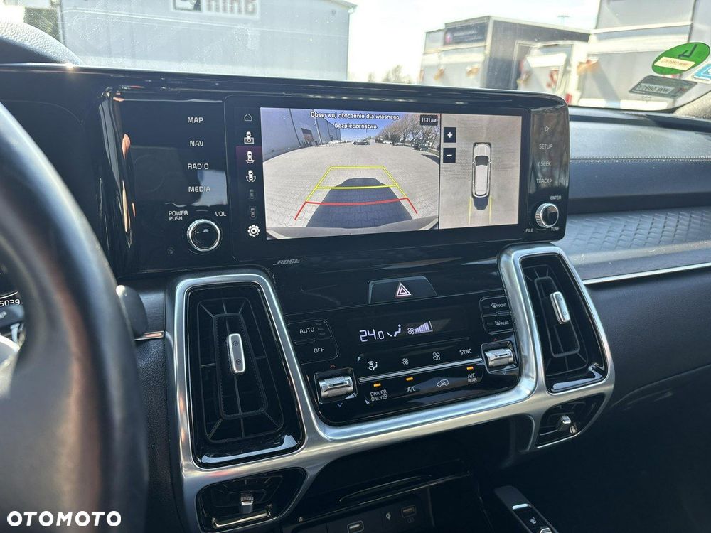 Kia Sorento - 25