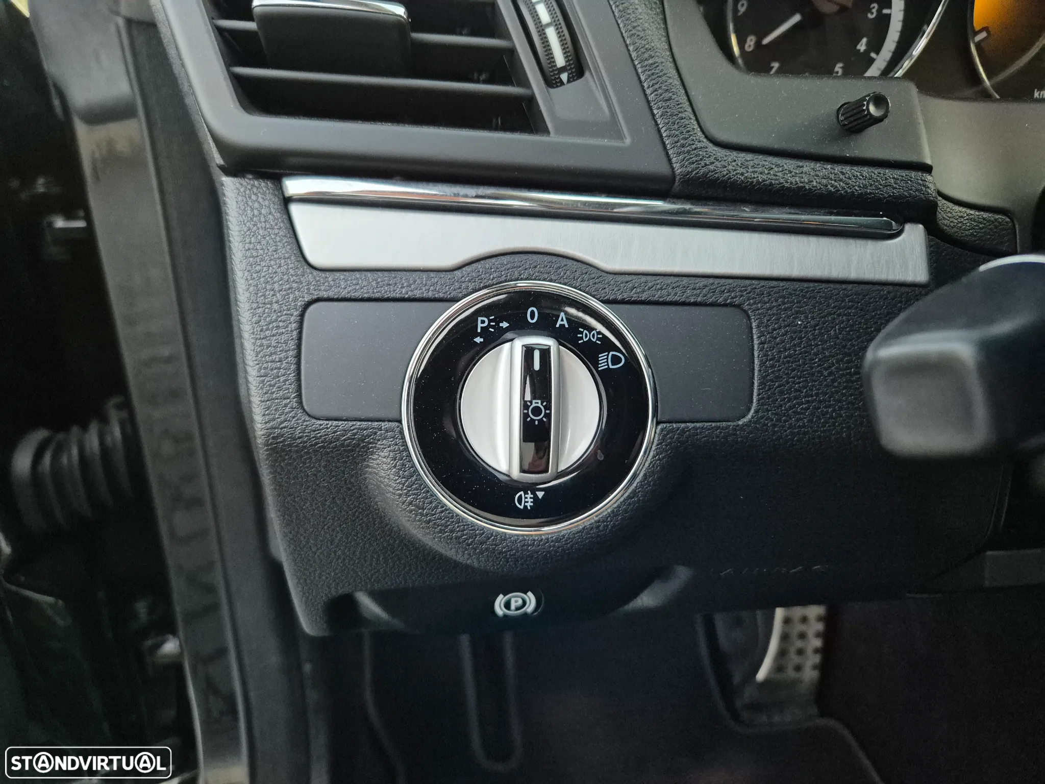 Mercedes-Benz E 250 CDi Avantgarde BlueEfficiency - 17