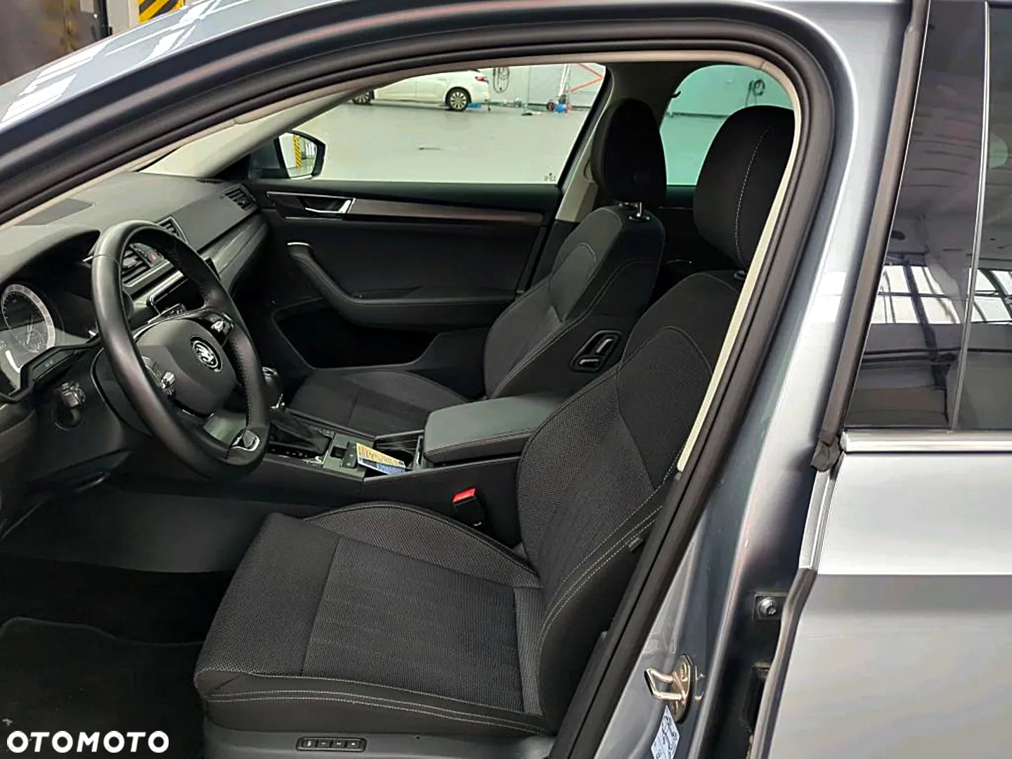 Skoda Superb 2.0 TSI DSG Style - 7