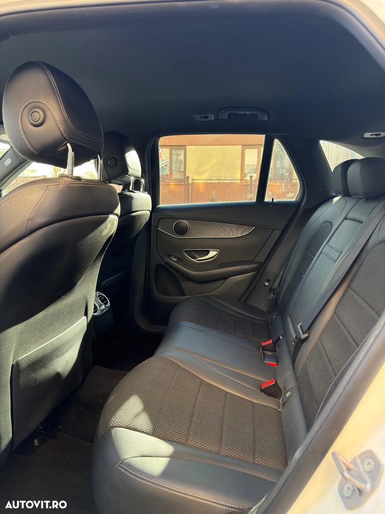 Mercedes-Benz GLC 250 d 4MATIC 9G-TRONIC AMG Line - 8