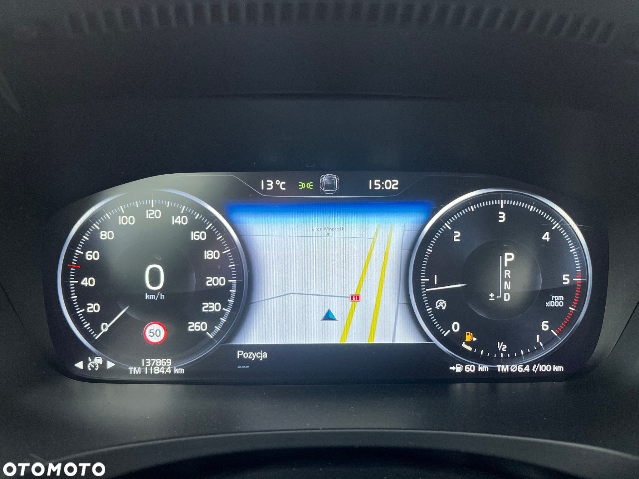 Volvo V90 D4 SCR Momentum Pro - 18