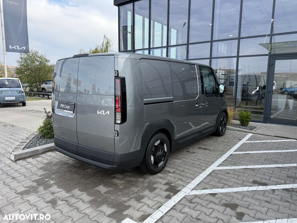 Kia PV5 Passenger - 10
