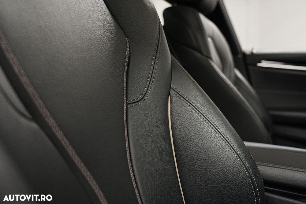 BMW Seria 5 520d Touring Aut. Sport Line - 11