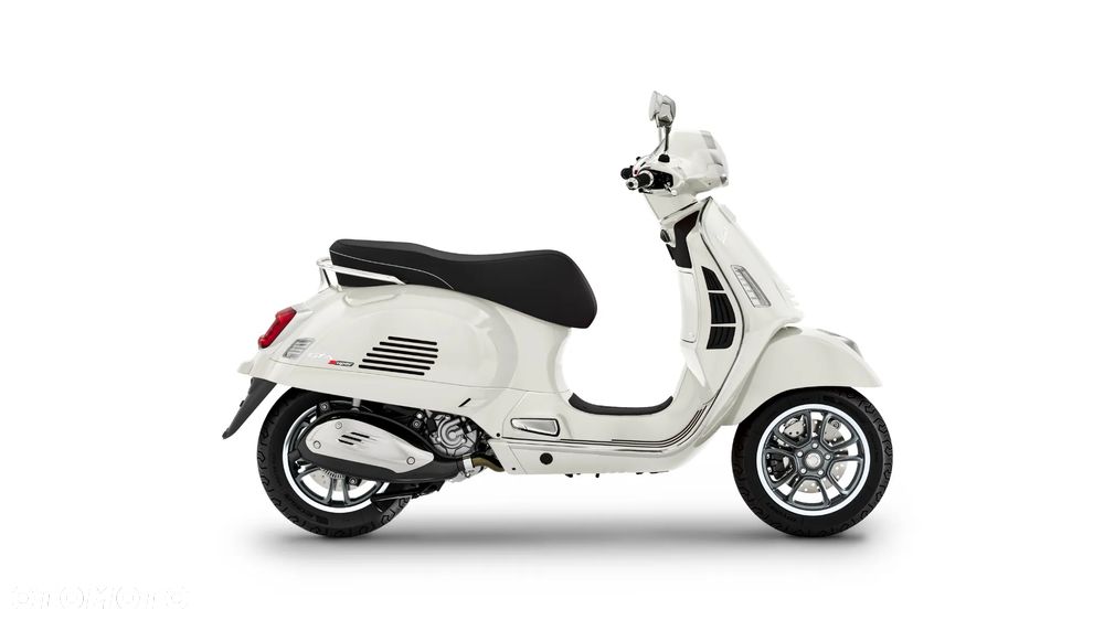 Vespa GTS - 5
