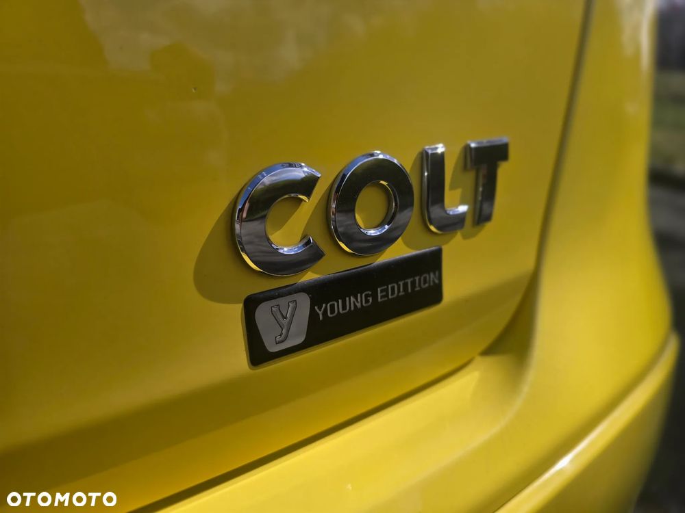 Mitsubishi Colt - 20
