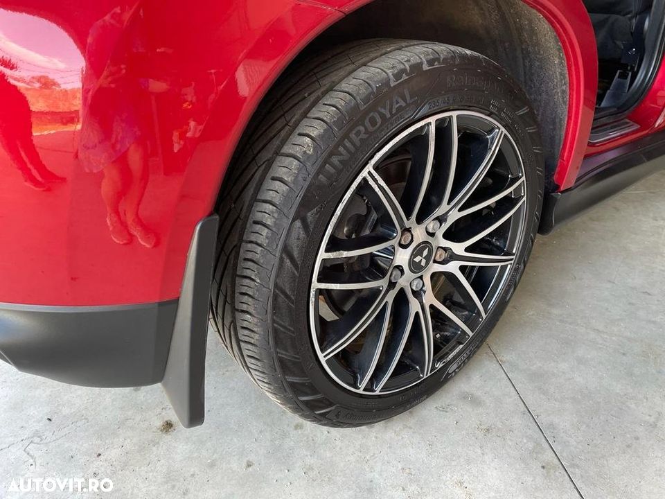 Mitsubishi ASX 2.2 DI-D 4WD Automatik Instyle - 13