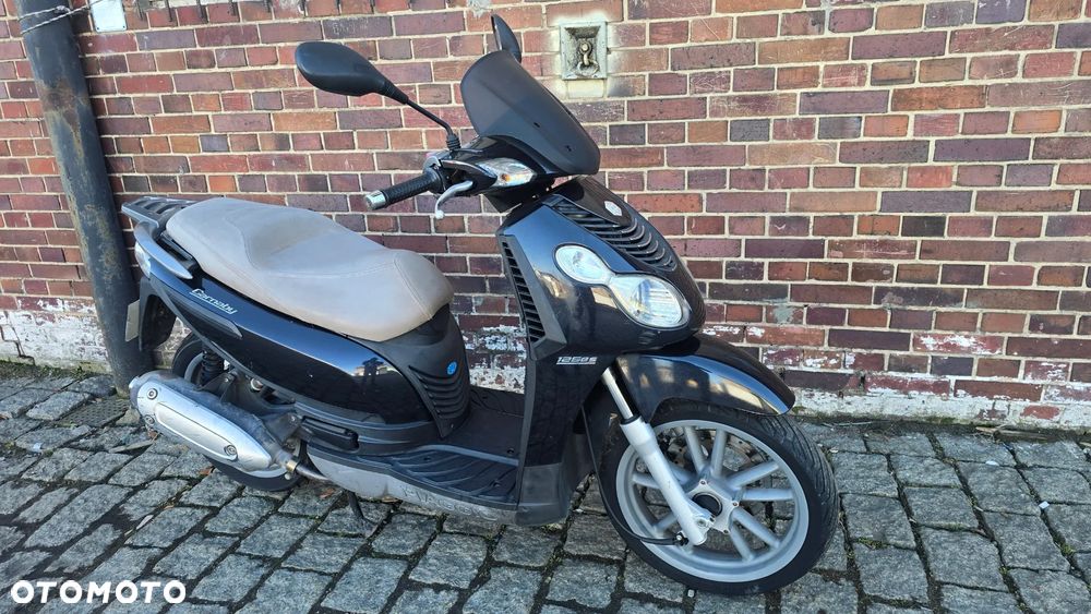 Piaggio Carnaby - 10