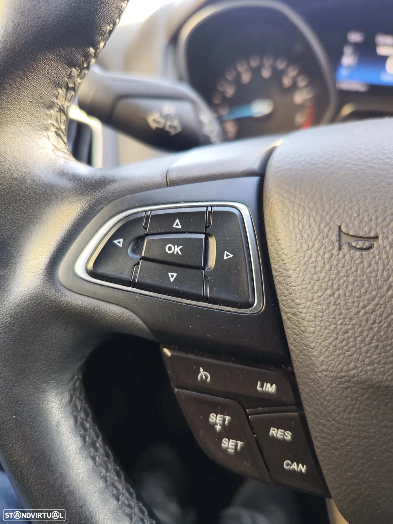 Ford Focus 1.0 SCTi Titanium - 38