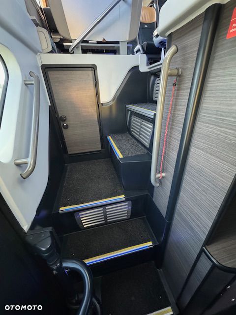 Neoplan Skyliner - 9