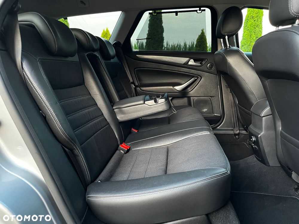 Ford Mondeo 2.0 TDCi Champions Edition - 24