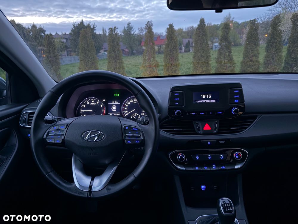 Hyundai i30 1.5 DPI Modern - 23