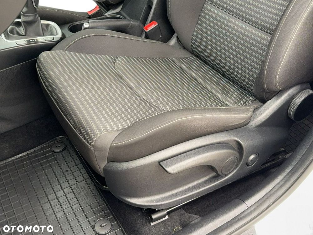 Kia Ceed - 17