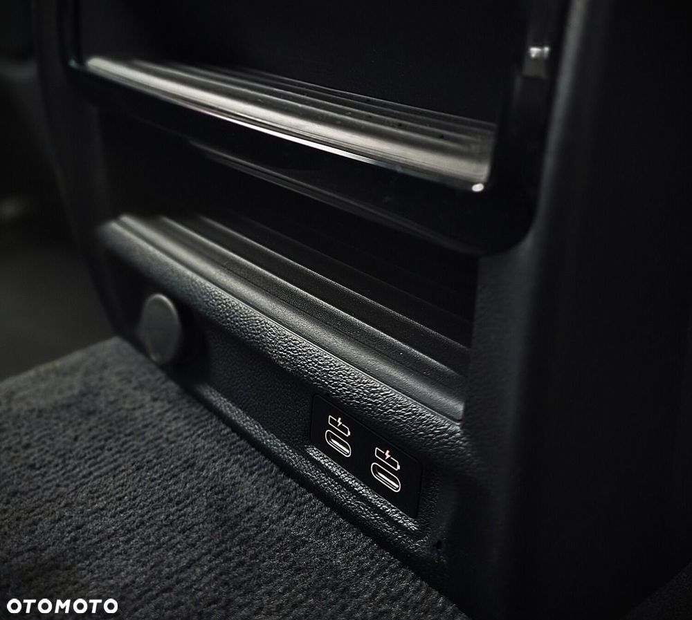 BMW Seria 5 520d xDrive mHEV - 22