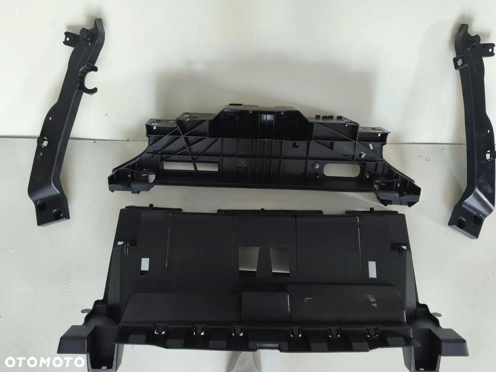 Fiat Doblo lV 2022- KOMPLET WZMOCNIEŃ ATRAPA OKULAR PAS PRZEDNI - 2