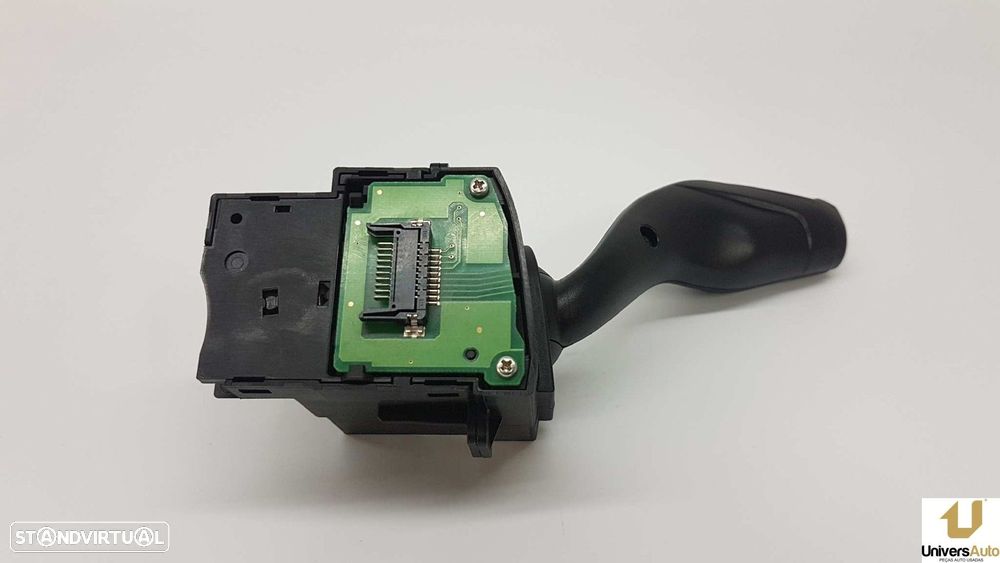 COMANDOS DOS PISCAS FORD FOCUS LIM. (CB8) SPORT - 4