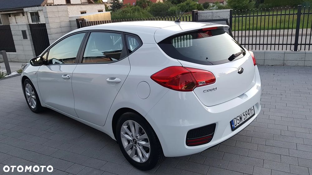Kia Ceed 1.4 M - 13