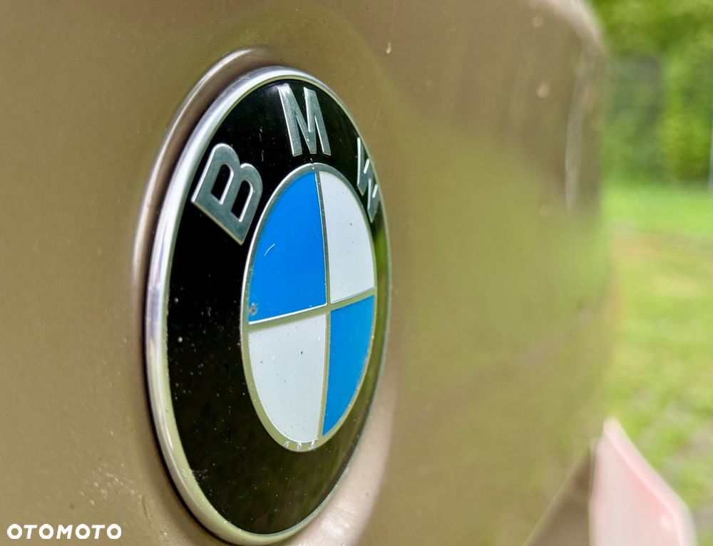 BMW Seria 5 520d xDrive - 5