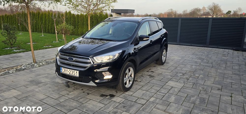 Ford Kuga 1.5 EcoBoost 2x4 Black & Silver - 2
