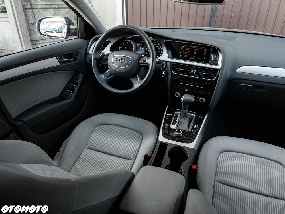 Audi A4 Avant 2.0 TDI S tronic - 31