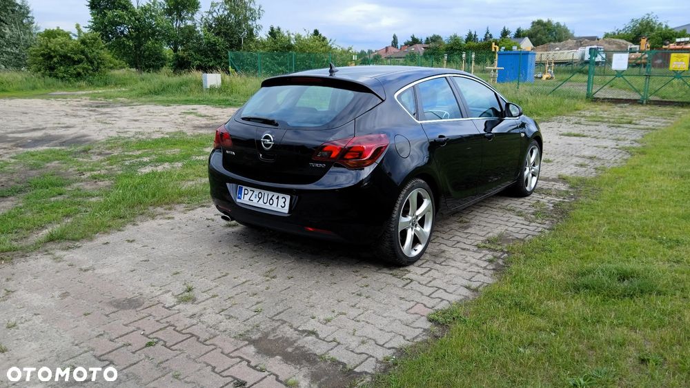 Opel Astra 1.6 T Sport - 12