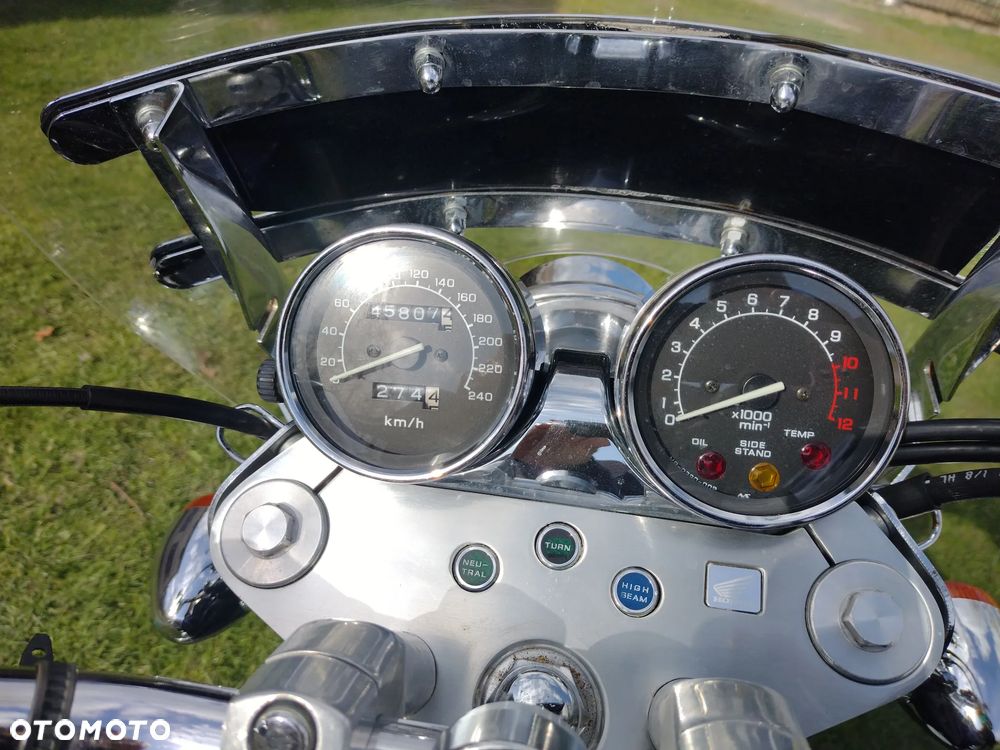 Honda VF - 4
