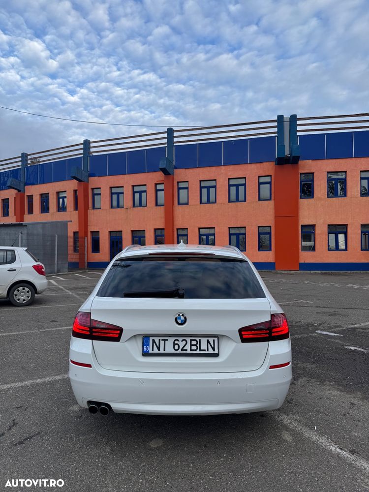 BMW Seria 5 520d xDrive AT - 5