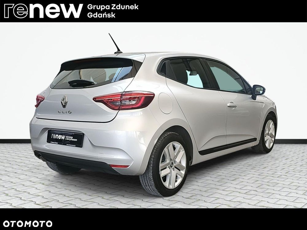 Renault Clio - 6