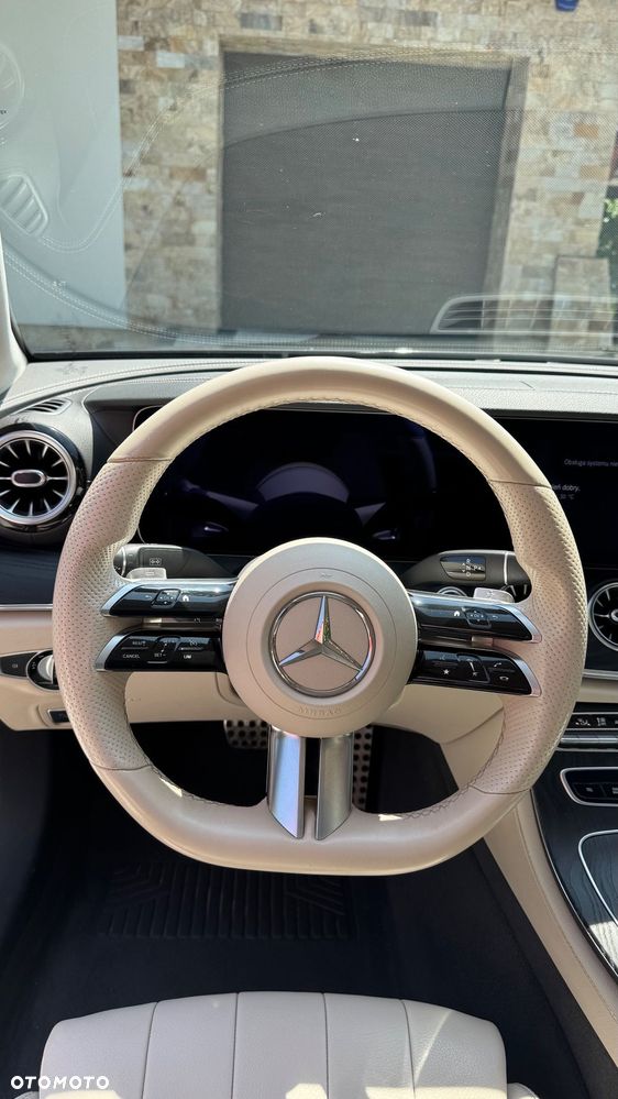 Mercedes-Benz Klasa E 220 d 4-Matic AMG - 16