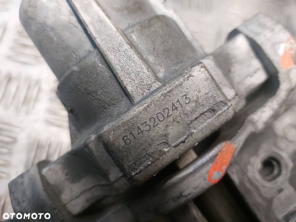 KOLUMNA KIEROWNICZA Z MANETKĄ BIEGÓW CHRYSLER GRAND VOYAGER IV 05057734AD - 2