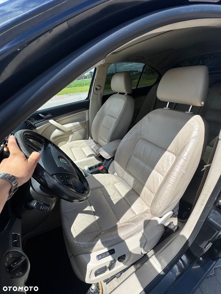 Skoda Octavia 2.0 TDI Elegance - 16