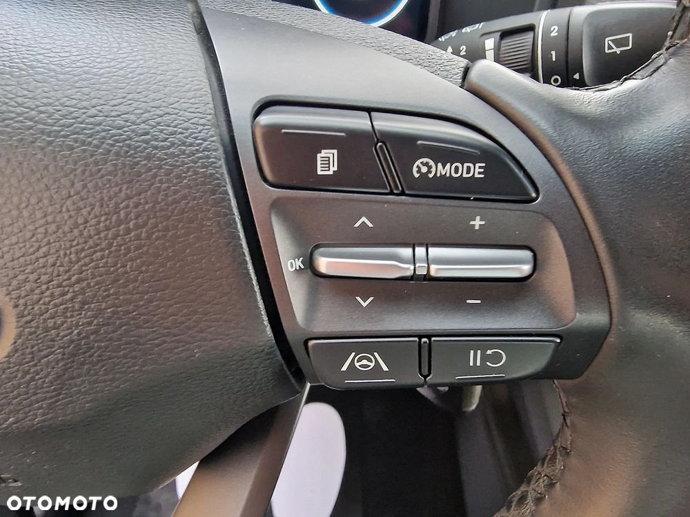 Hyundai Kona - 15
